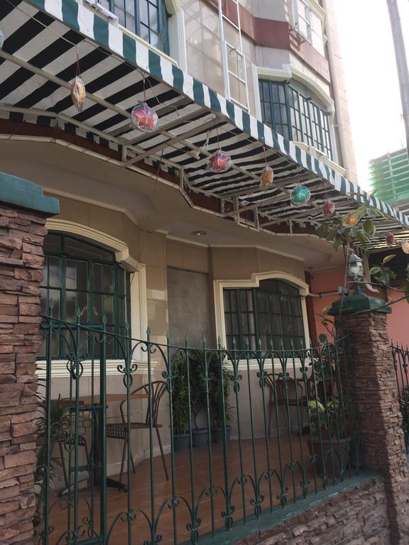 1 River Central Hostel San Pedro Makati Eksteriør billede