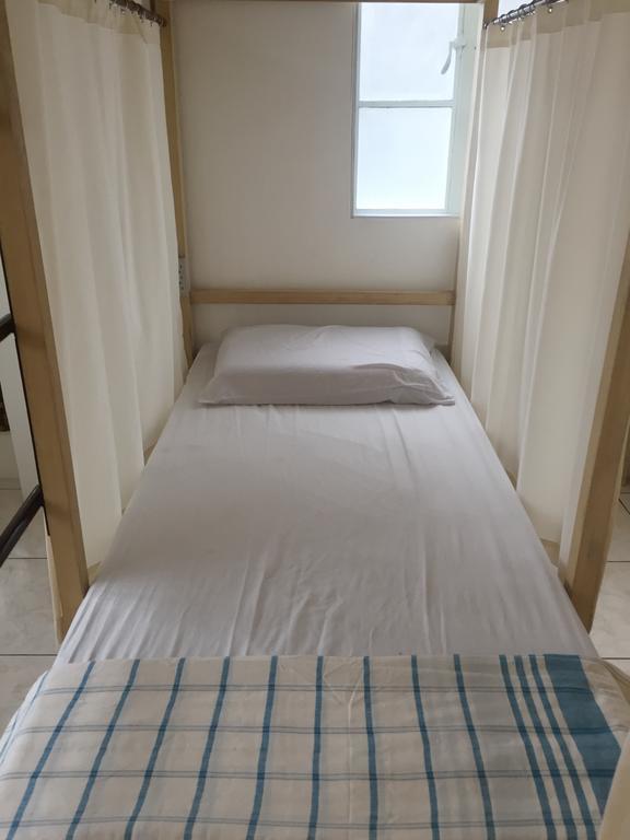 1 River Central Hostel San Pedro Makati Værelse billede